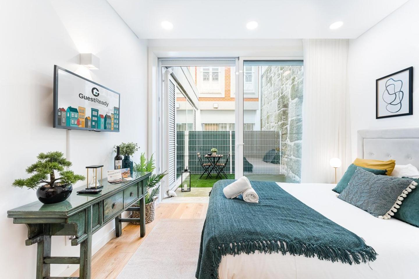 Guestready - Contemporary Studio In Porto Exterior photo